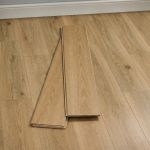 Ламинат K 625 Wheat Pistachio Oak (8 мм/32 с фаской) AC4