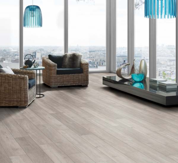 Ламинат 5946 Rockford Oak (8 мм/33 с фаской) AC5
